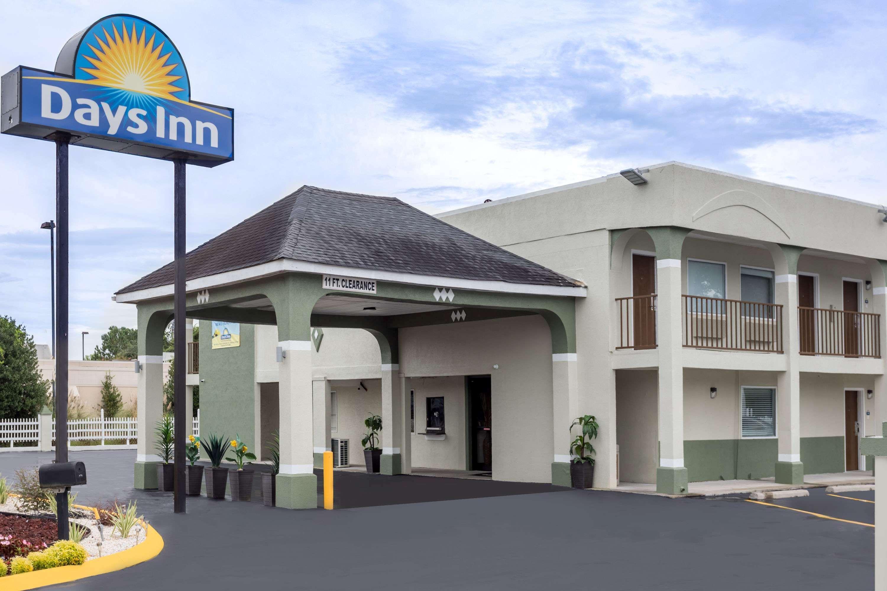 Days Inn By Wyndham Goose Creek North Charleston Exteriör bild