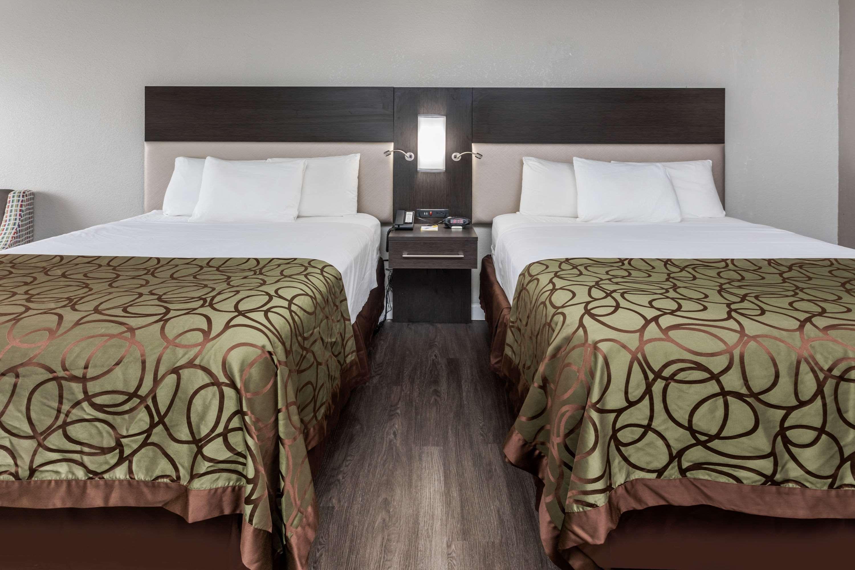 Days Inn By Wyndham Goose Creek North Charleston Exteriör bild