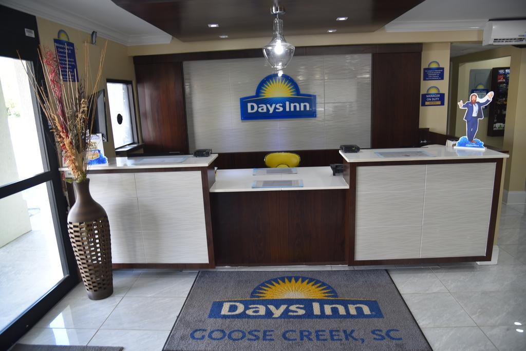 Days Inn By Wyndham Goose Creek North Charleston Exteriör bild